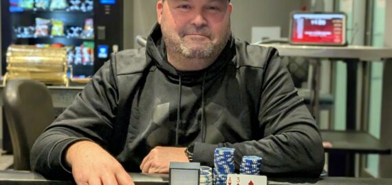 Bradley Bishop Wins Mystery Ring; Mini Main is Maxi!