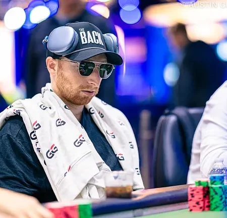 Zachary Zaret Chip Leads Into Day 3 of $1,500 PLO Hi-Lo