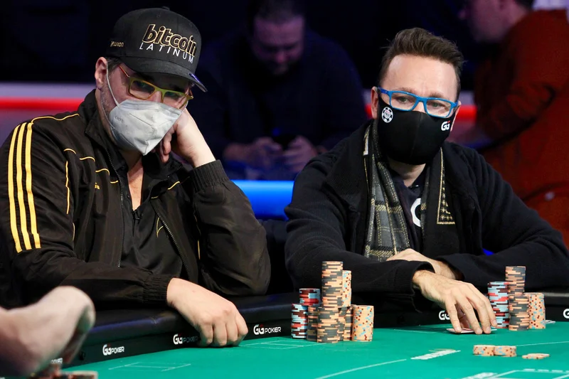 Jeremy Ausmus Denies Hellmuth and Negreanu of Bracelet