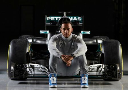 Lewis Hamilton Plays $10,300 High Roller Tournament on GGPoker