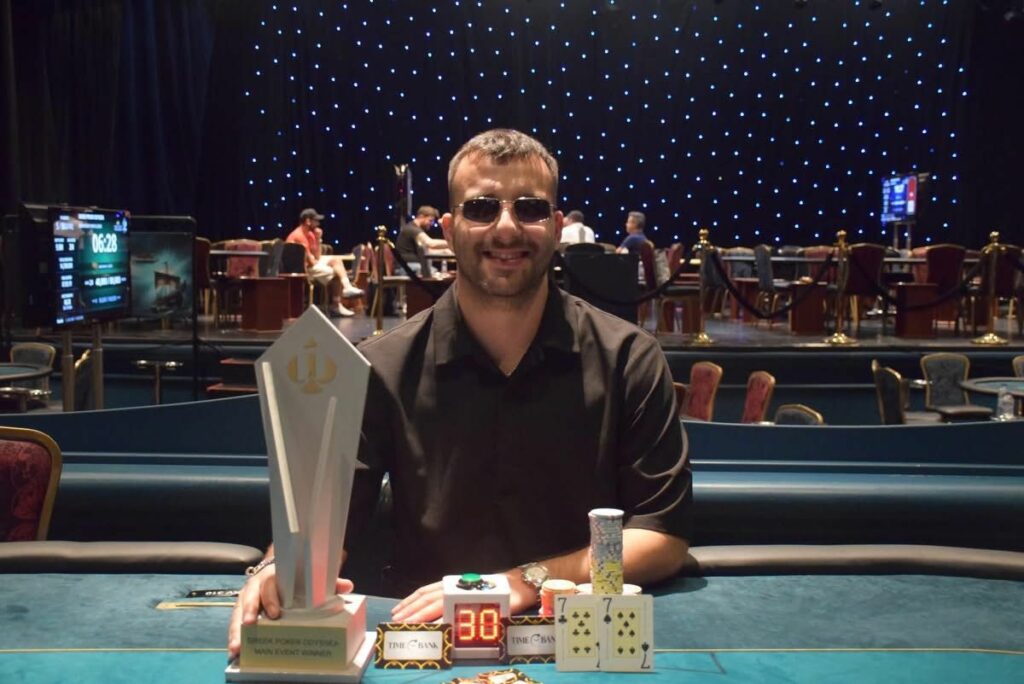 Anastasios Vardalis, winner of the €600 Main Event. Photo: Pokerland