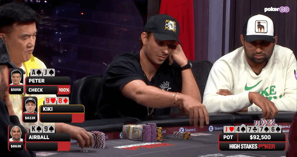 Kiki making a bad bluff vs two players