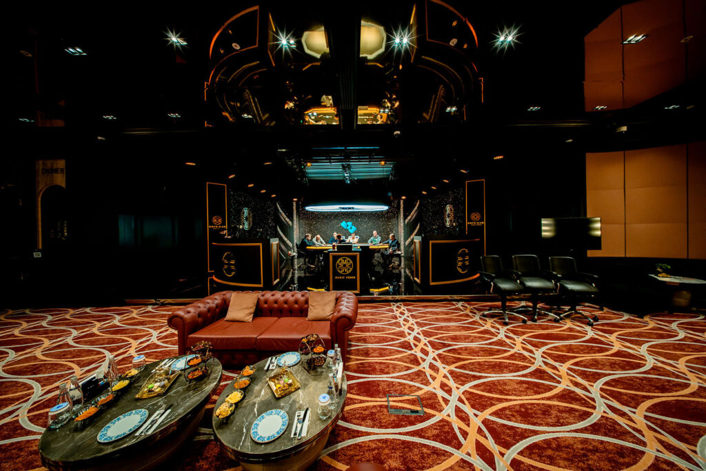 Onyx Club High Roller Series