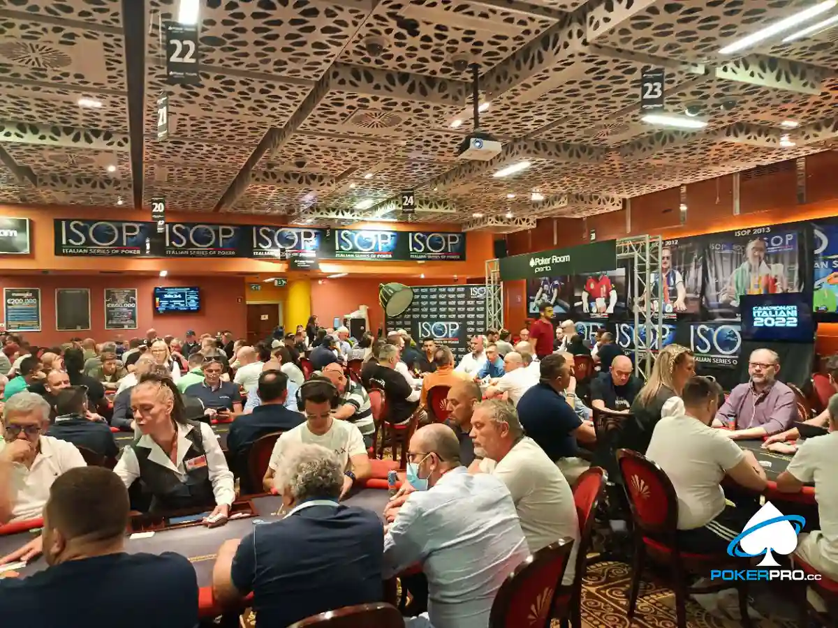 Italo Modena Wins ISOP Campionati 2022 Main Event Bracelet and €35,000
