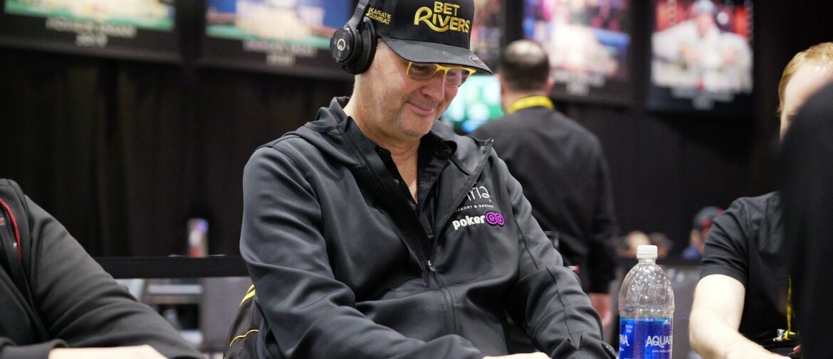 Should Poker Ban Headphones at the Table?