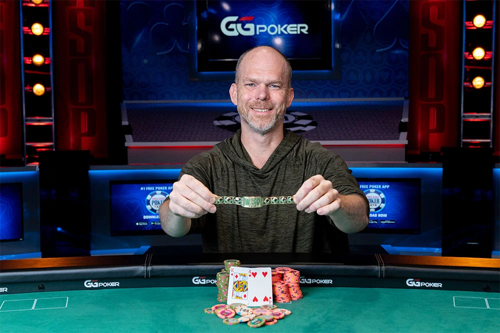 Ryan Hansen wins WSOP Event #44: $3,000 6-Handed Limit Hold'em for $109,692